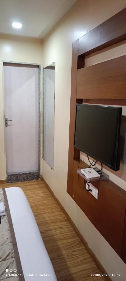 Hotel A Suites Mumbai Ngoại thất bức ảnh