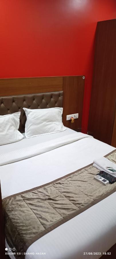 Hotel A Suites Mumbai Ngoại thất bức ảnh